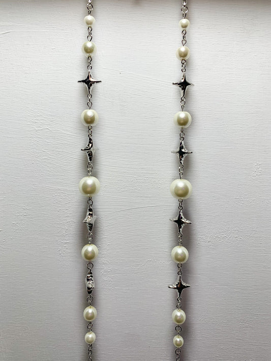 Pearly Reign Eyeglass Chains