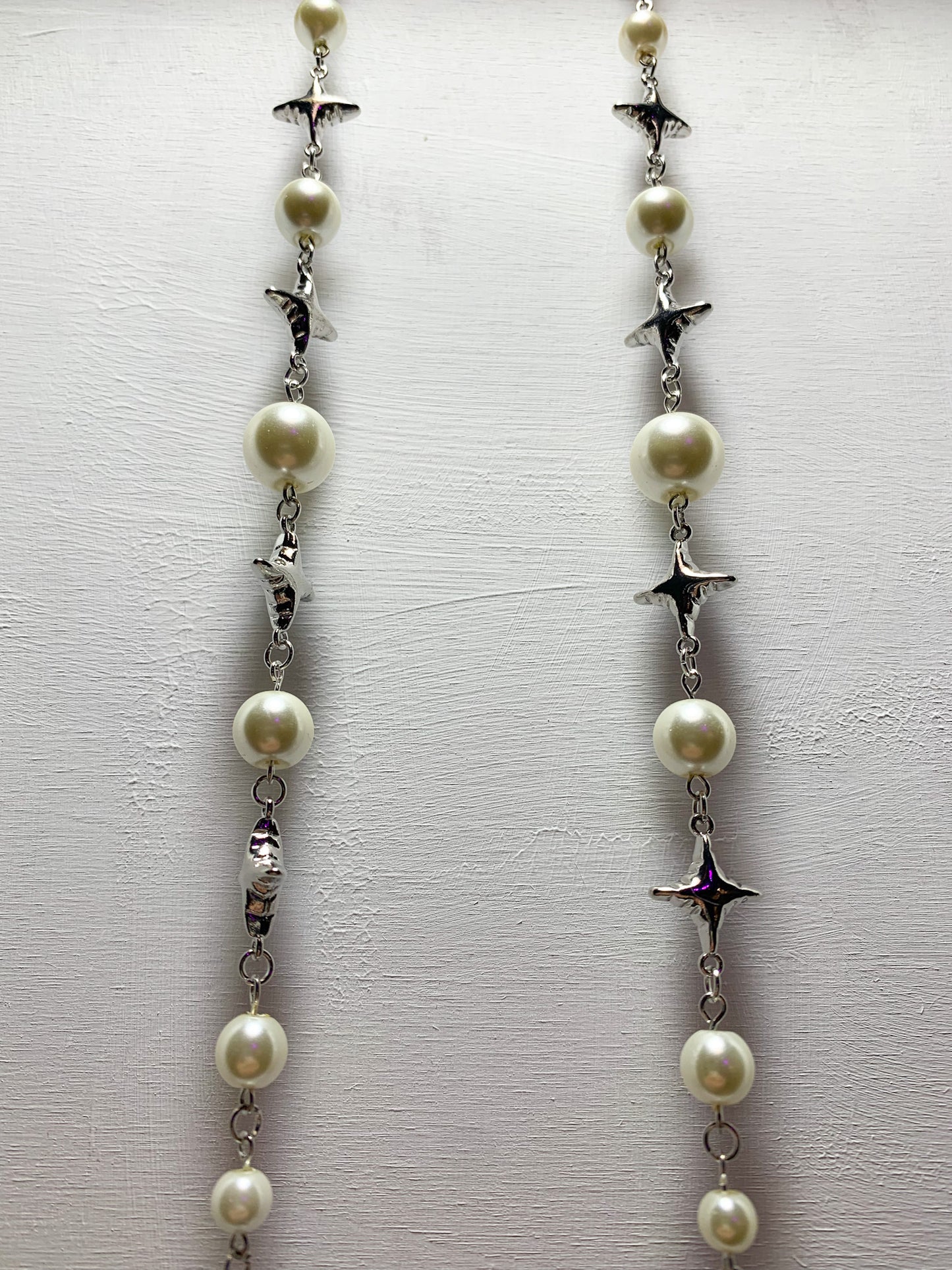 Pearly Reign Eyeglass Chains