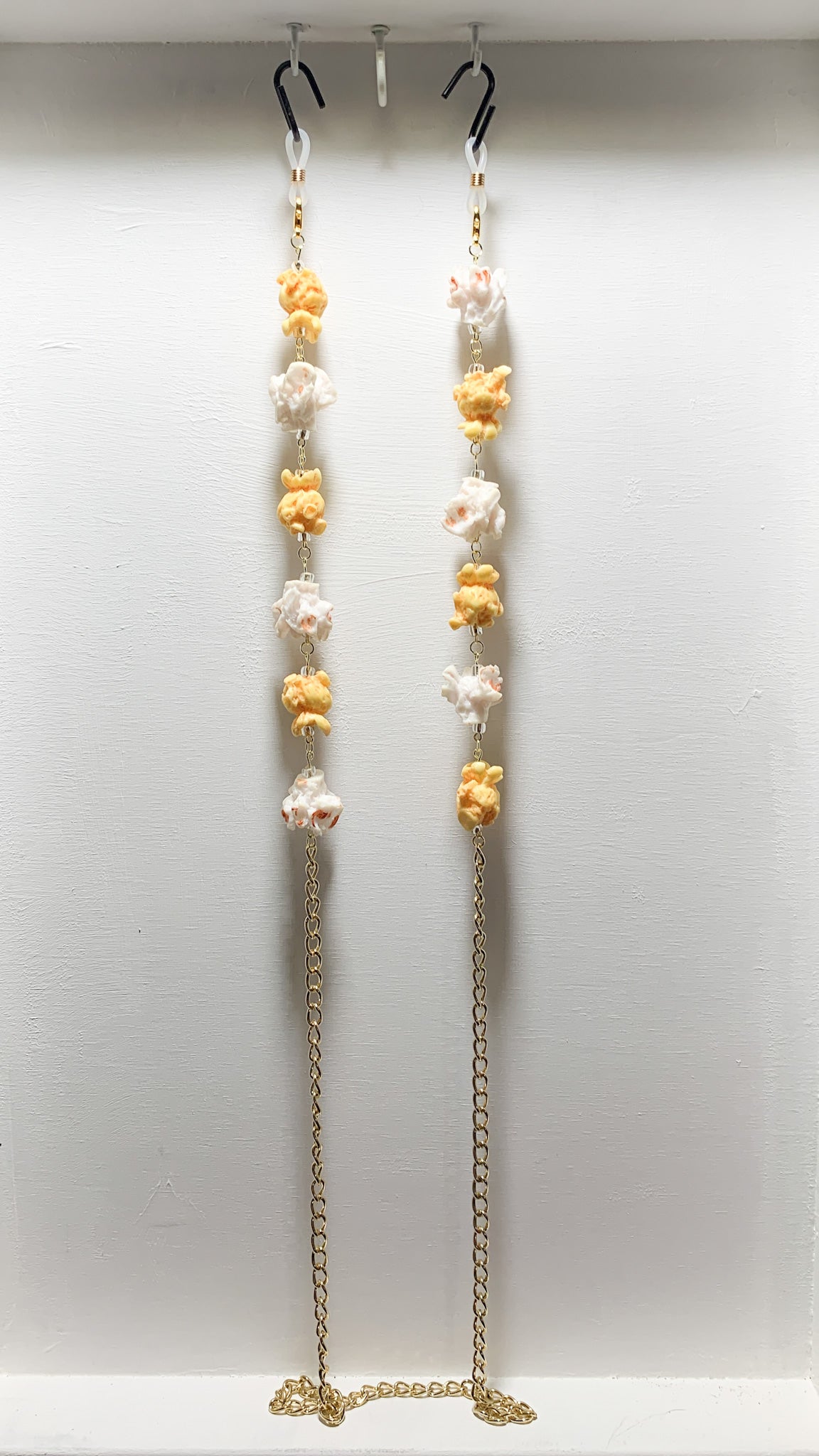 Popcorn Garland, Gold Eyeglass Chains