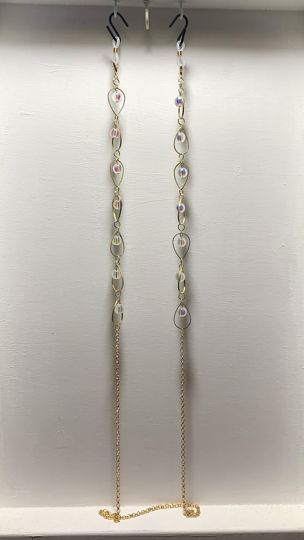 Renaissance Tears (Transparent) Eyeglass Chains